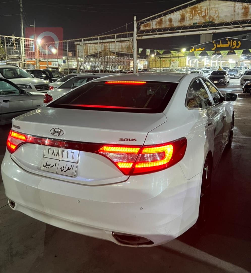 هیوندای ازێرا